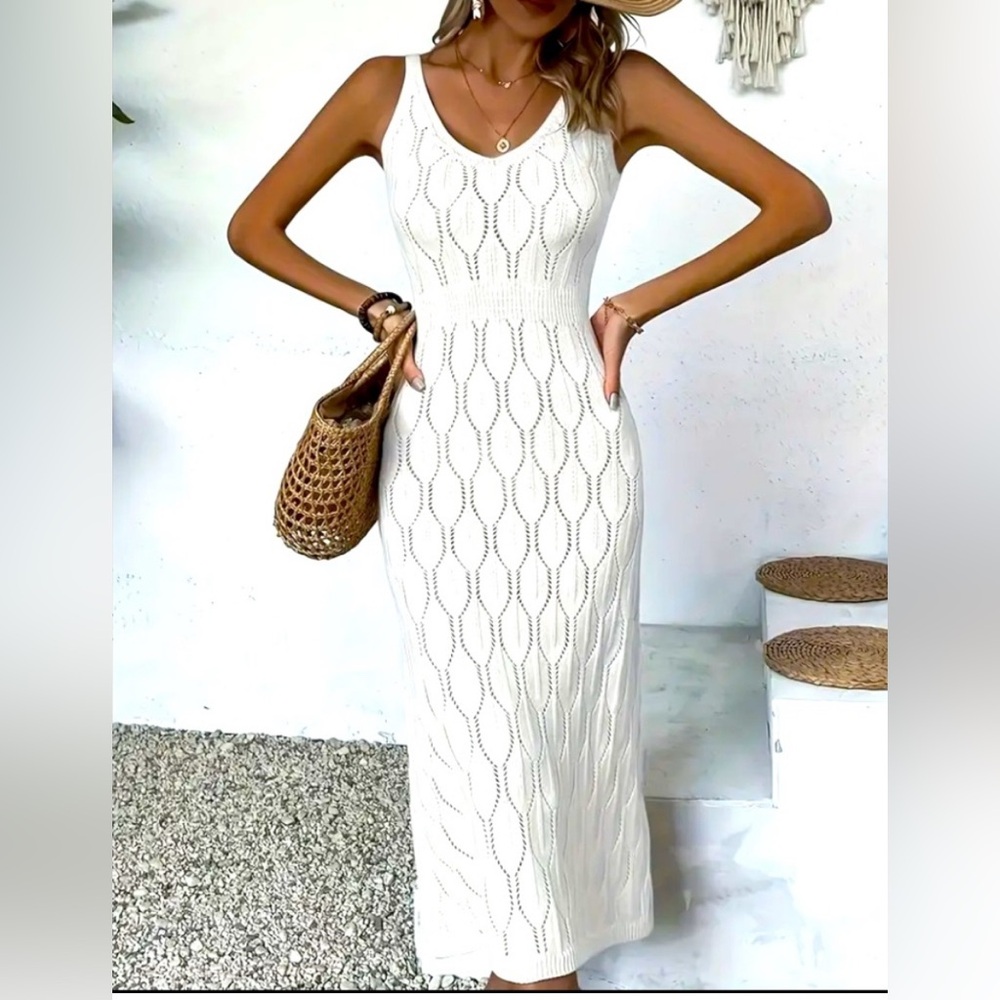 WHITE EYELET LONG SLEVELESS DRESS SIZE LARGE NEW